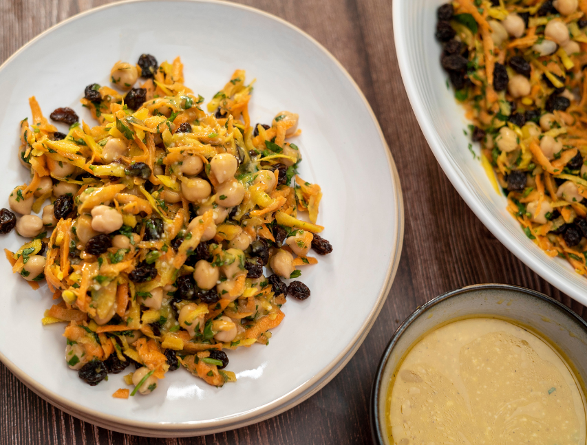 Ensalada de garbanzos y pasas