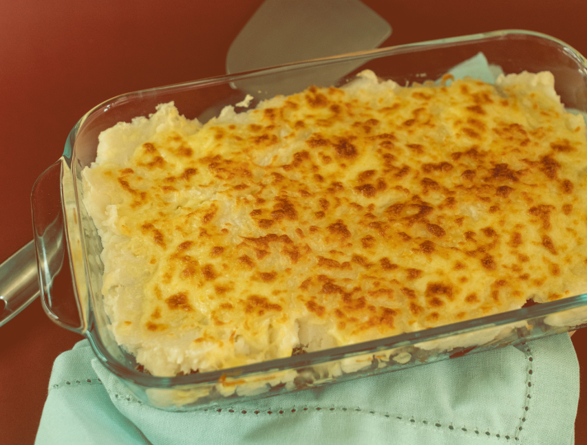 Pastel de carne, vegetales y papa